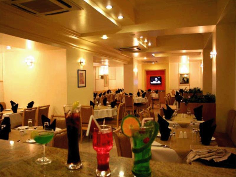 甘哈瓦希瓦吉纳咖法布酒店 浦那 外观 照片