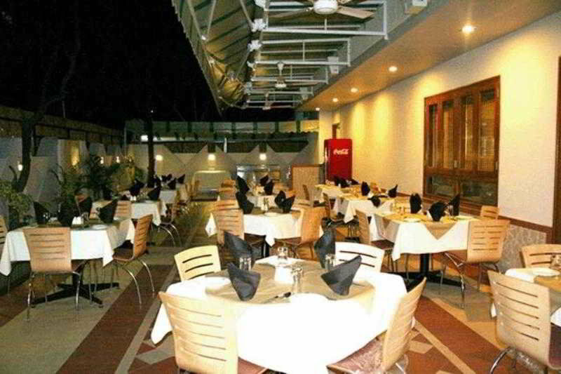 甘哈瓦希瓦吉纳咖法布酒店 浦那 外观 照片