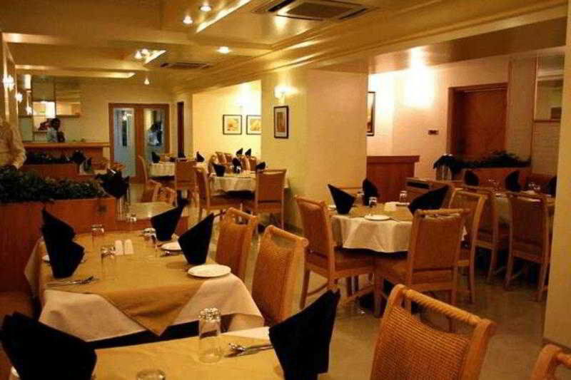 甘哈瓦希瓦吉纳咖法布酒店 浦那 外观 照片